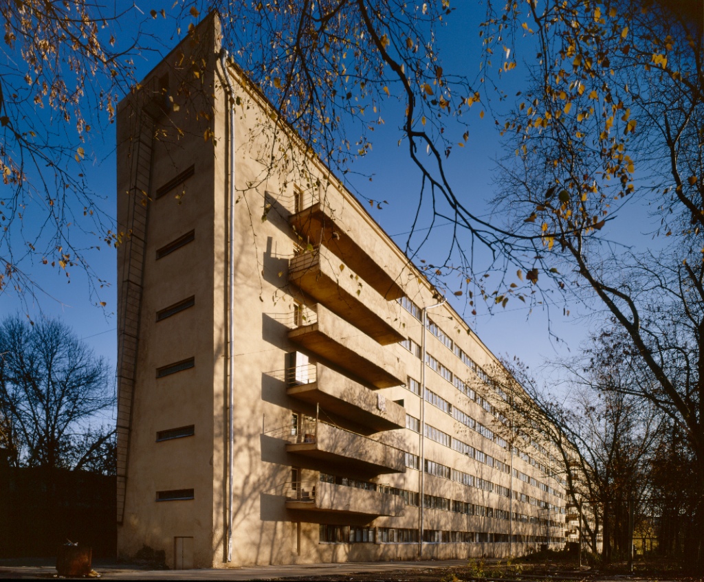 Communal House of the Textile Institute Architectuul